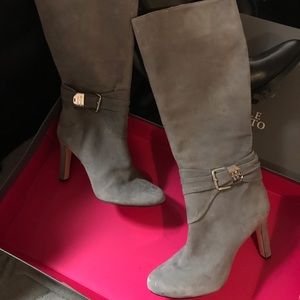 Grey boots by Antonio Melani